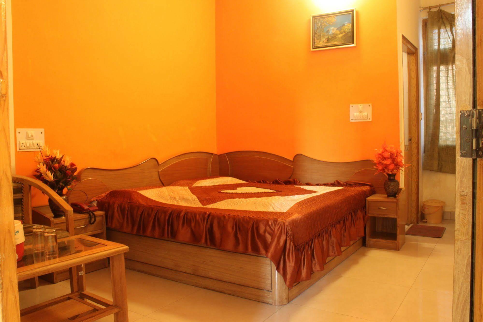 Hotel Sunshine Haridwar Ngoại thất bức ảnh